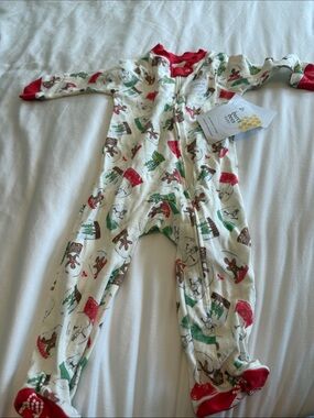 Holiday Animal-Print Cream Footie with Red Trim - Kids One-Piece